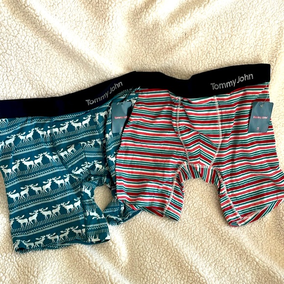 NWT Two Pair Bundle Tommy John Men’s Winter Themed Underwear Size M - Picture 1 of 4